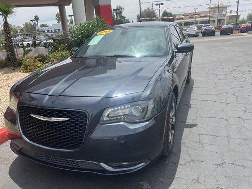 2018 Chrysler 300 S