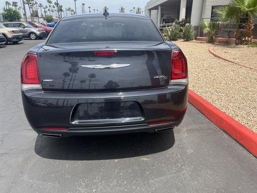 2018 Chrysler 300 S