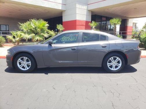 2016 Dodge Charger SE