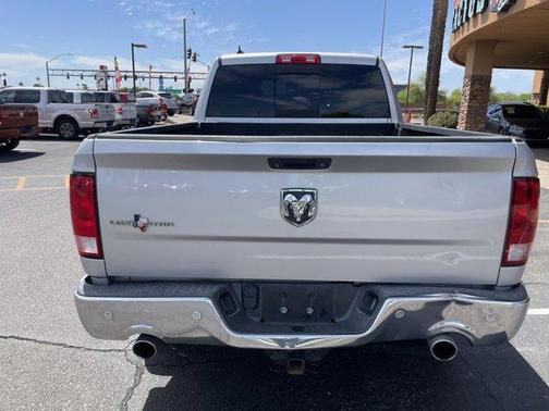 2016 RAM 1500 SLT