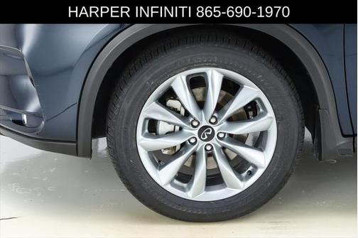 2022 INFINITI QX50 LUXE