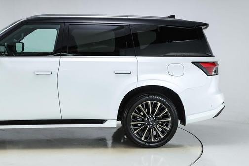 2026 INFINITI QX80 AUTOGRAPH AWD
