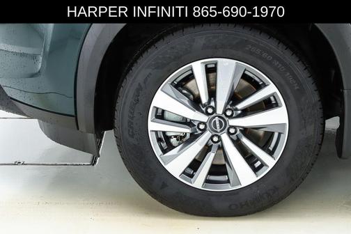 2025 Nissan Pathfinder SL FWD