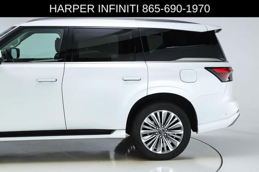2025 INFINITI QX80 SENSORY AWD