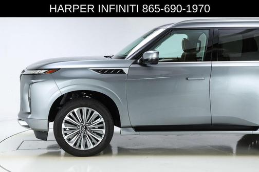 Dynamic Metal 2025 INFINITI QX80 SENSORY AWD