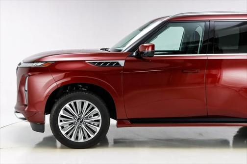2025 INFINITI QX80 SENSORY AWD