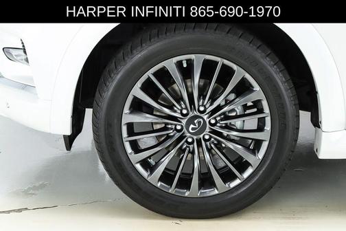 2024 INFINITI QX80 SENSORY AWD
