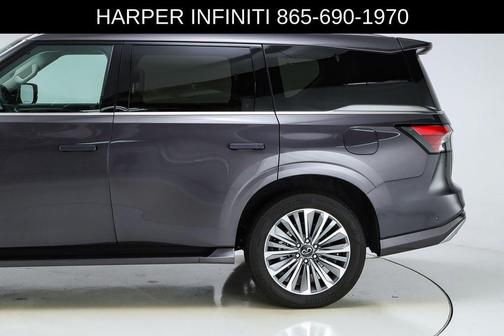 2025 INFINITI QX80 Luxe