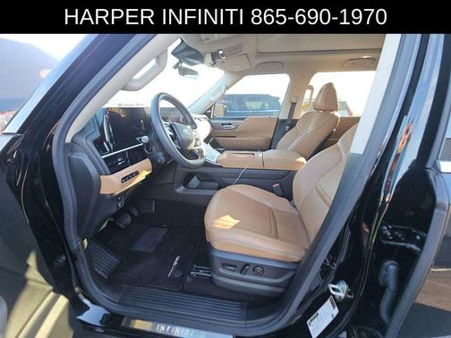 2025 INFINITI QX80 Luxe