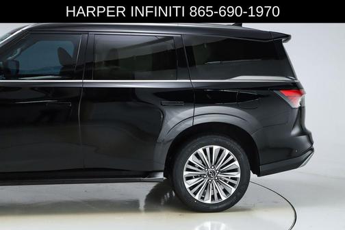 2025 INFINITI QX80 Luxe