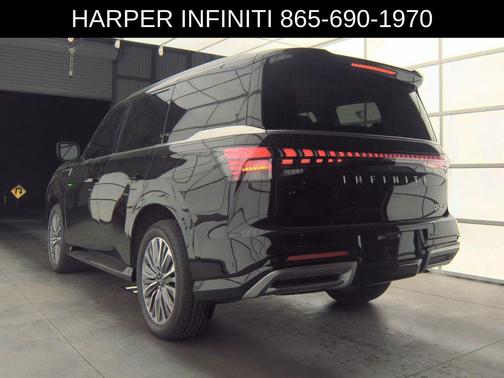 2025 INFINITI QX80 Luxe