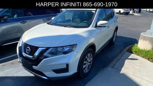Pearl White 2017 Nissan Rogue SV