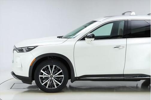 2025 INFINITI QX60 SENSORY