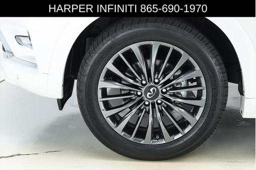 2024 INFINITI QX80 SENSORY AWD