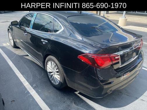 2015 INFINITI Q70L 5.6