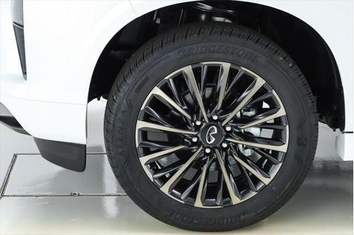 2025 INFINITI QX80 AUTOGRAPH AWD