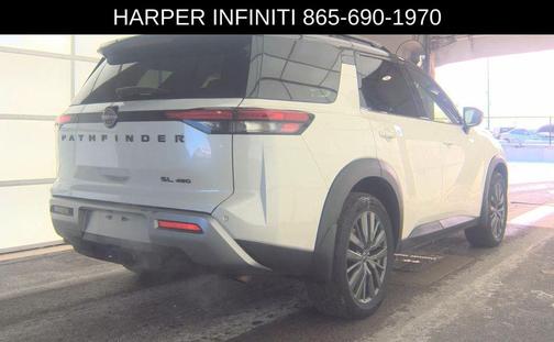 2023 Nissan Pathfinder SL 4WD