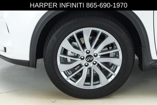 2024 INFINITI QX50 LUXE