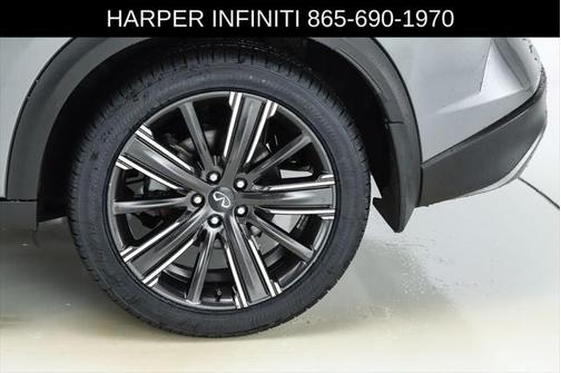 2022 INFINITI QX50 LUXE
