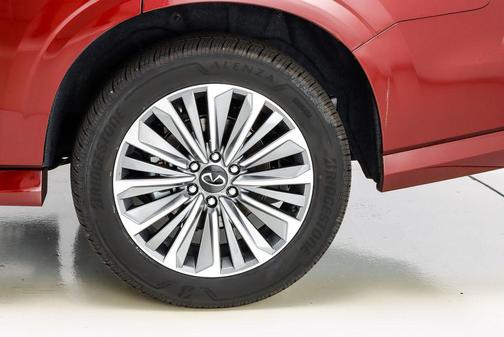 2025 INFINITI QX80 SENSORY AWD