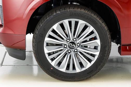 2025 INFINITI QX80 SENSORY AWD