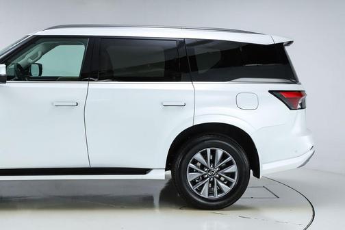 2026 INFINITI QX80 PURE AWD