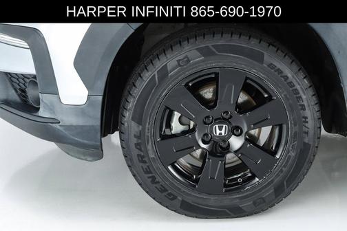 Lunar Silver Metallic 2022 Honda Pilot AWD TrailSport