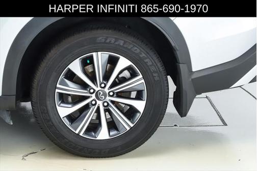 2022 INFINITI QX60 Pure