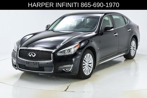 2015 INFINITI Q70L 5.6X