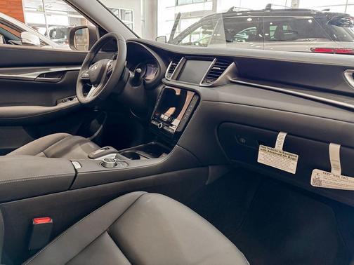 Black Obsidian 2025 INFINITI QX50 Pure AWD