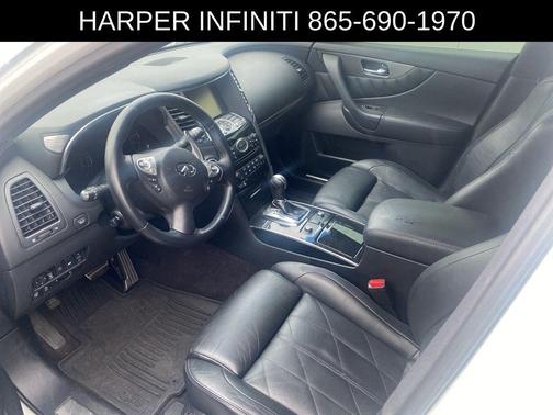 2015 INFINITI QX70 Base