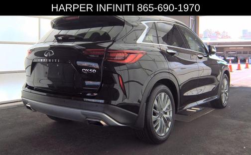 2023 INFINITI QX50 LUXE