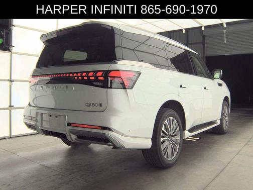 2025 INFINITI QX80 SENSORY AWD