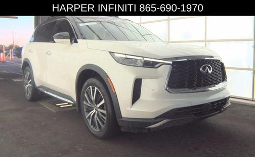 Majestic White/Black Obsidian 2023 INFINITI QX60 AUTOGRAPH