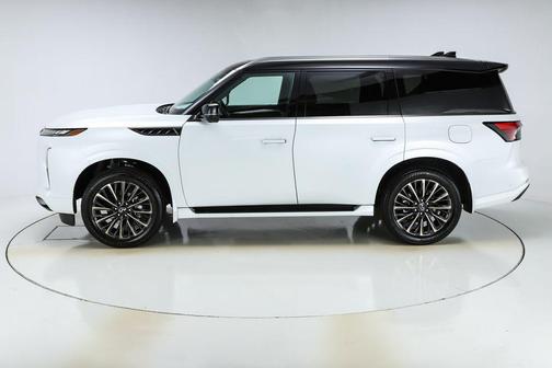 Radiant White/Black Obsidian 2026 INFINITI QX80 AUTOGRAPH AWD