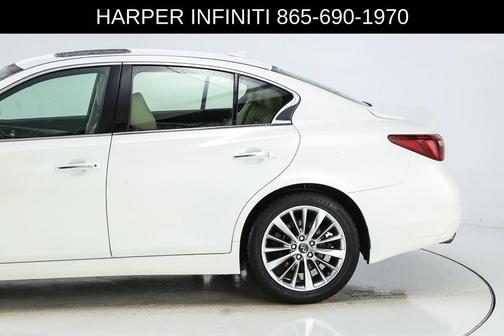 Majestic White 2018 INFINITI Q50 3.0t LUXE