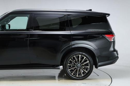 2026 INFINITI QX80 AUTOGRAPH AWD