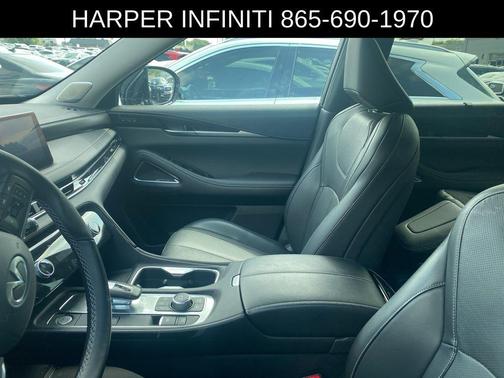 2025 INFINITI QX60 SENSORY