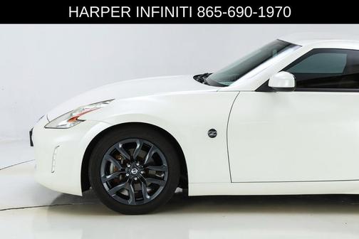 Pearl White 2015 Nissan 370Z Touring