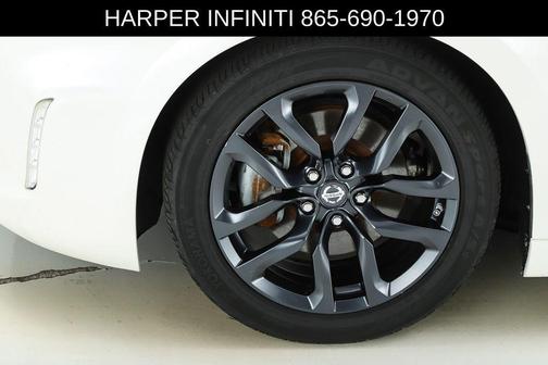 Pearl White 2015 Nissan 370Z Touring