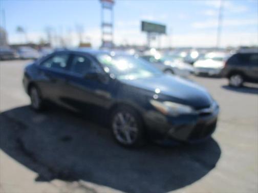 2016 Toyota Camry XLE