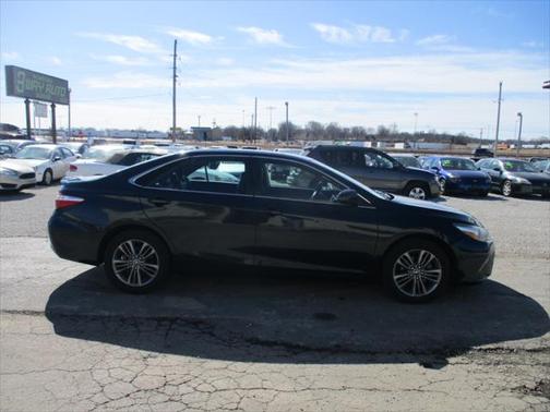 2016 Toyota Camry XLE