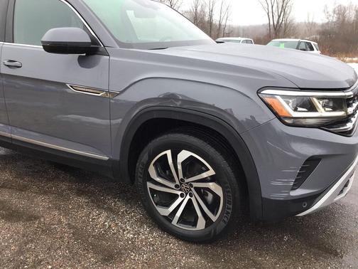 2023 Volkswagen Atlas Cross Sport 3.6L V6 SEL
