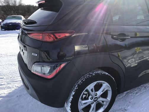 Black 2023 Hyundai KONA SEL