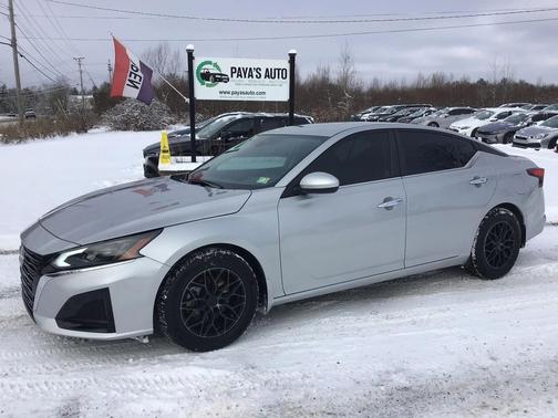 2023 Nissan Altima S FWD