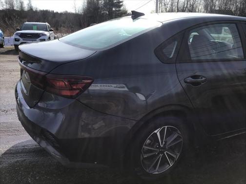 2022 Kia Forte LXS