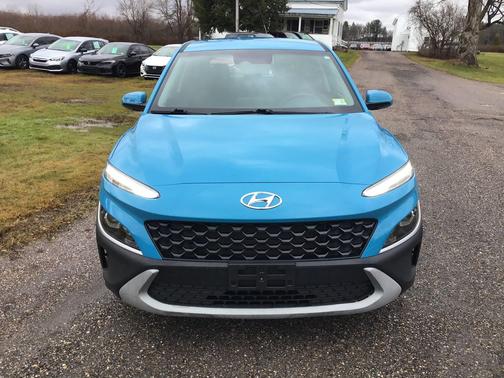 2022 Hyundai KONA SE