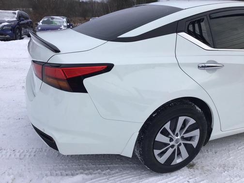 2024 Nissan Altima S FWD