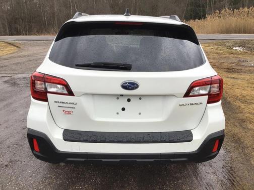 2019 Subaru Outback 2.5i Touring