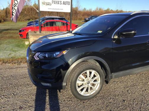2021 Nissan Rogue Sport SV